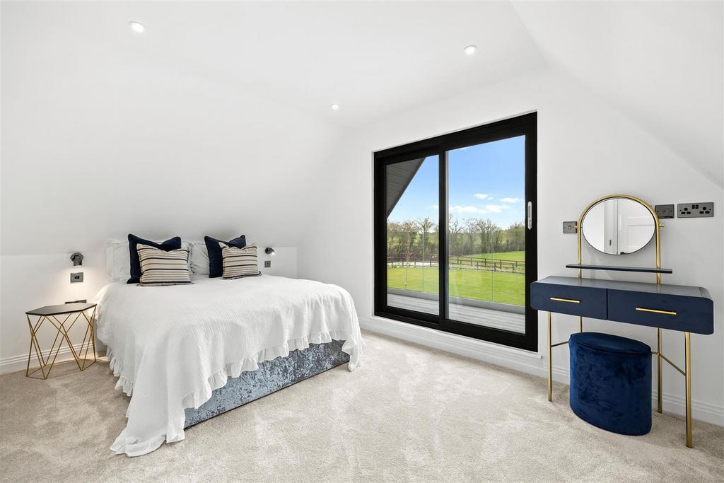 Bedroom2.jpg