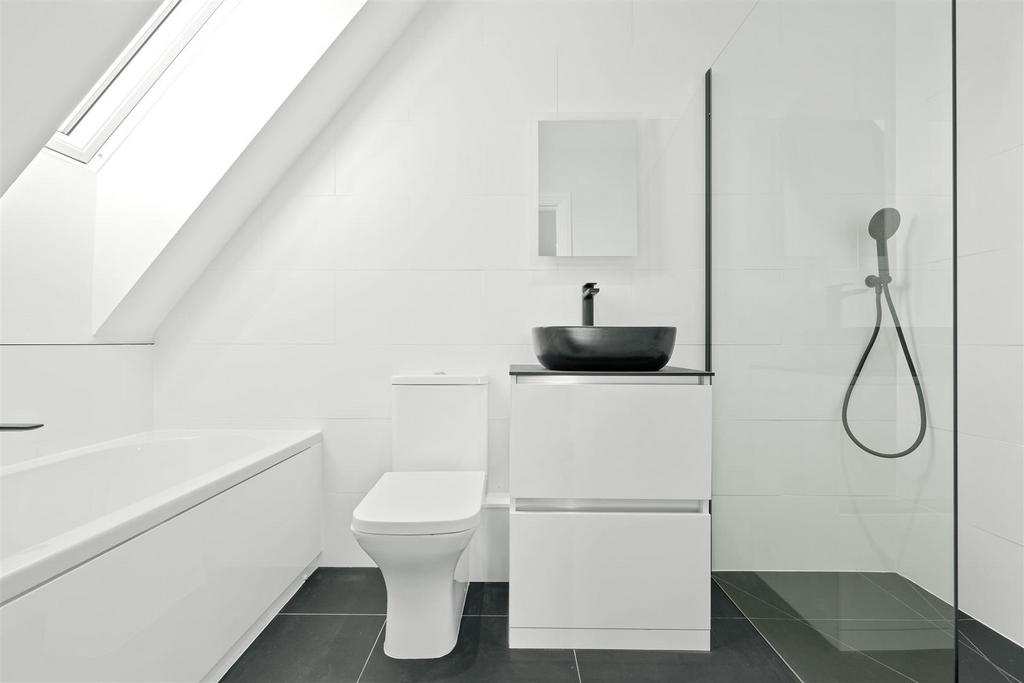 Ensuite.jpg