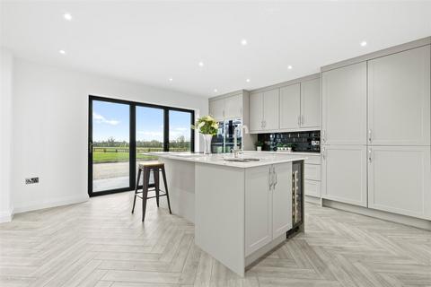 4 bedroom detached house for sale, Pendock GL19