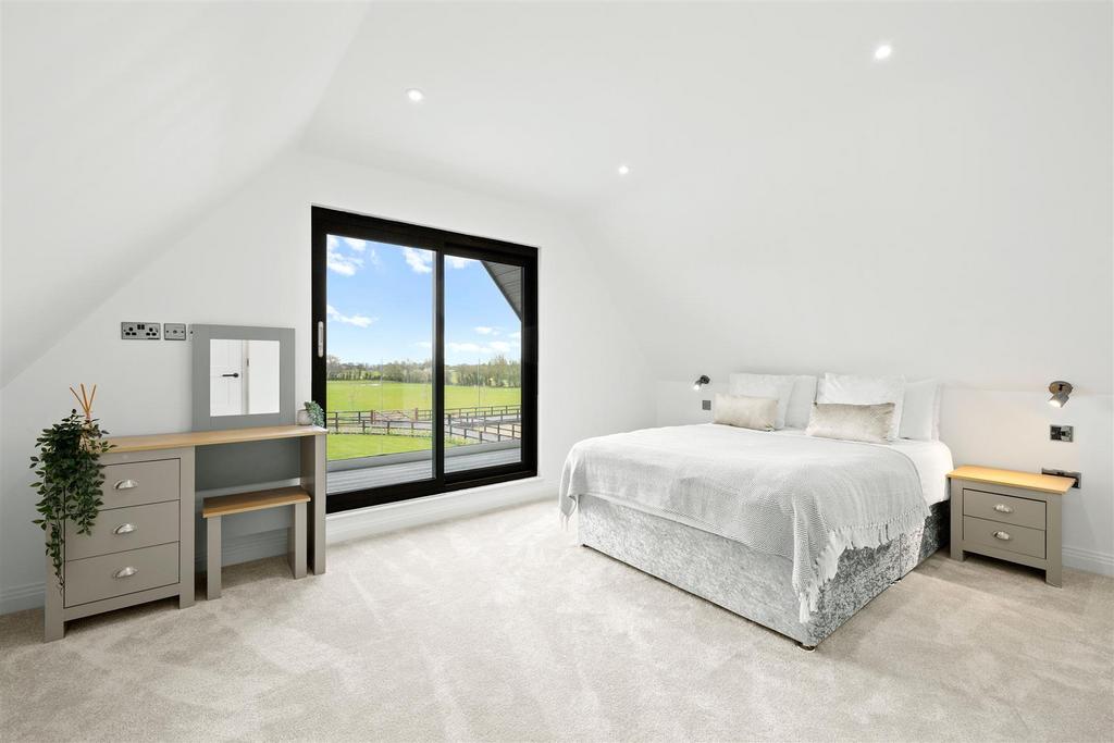 Bedroom1.jpg
