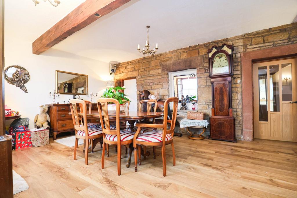 Dining Lounge