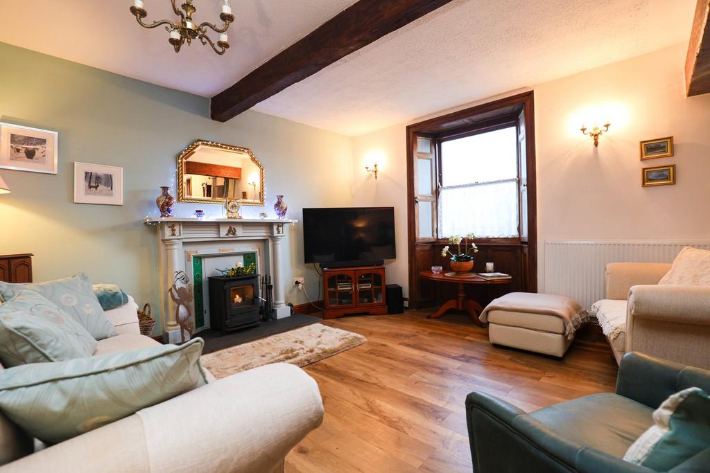 Dining Lounge