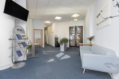 Office to rent, 12-13 St Andrew Sq Edinburgh EH2 2AF