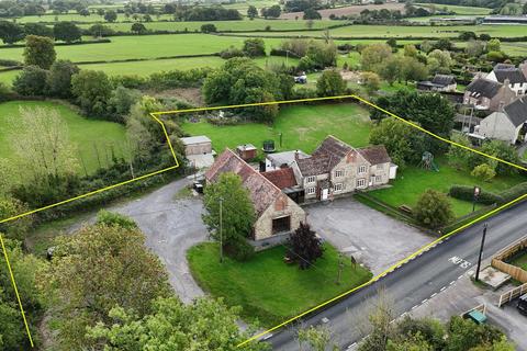 Retail property (high street) for sale, 19 B3143 Pulham DT2 7DZ