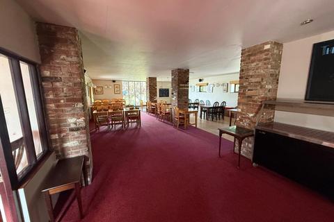 Retail property (high street) for sale, 19 B3143 Pulham DT2 7DZ