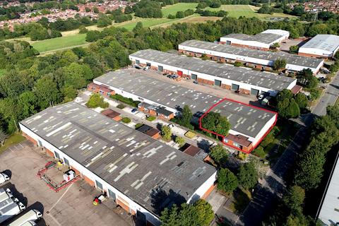 Warehouse to rent, Highlands Rd Solihull B90 4NY