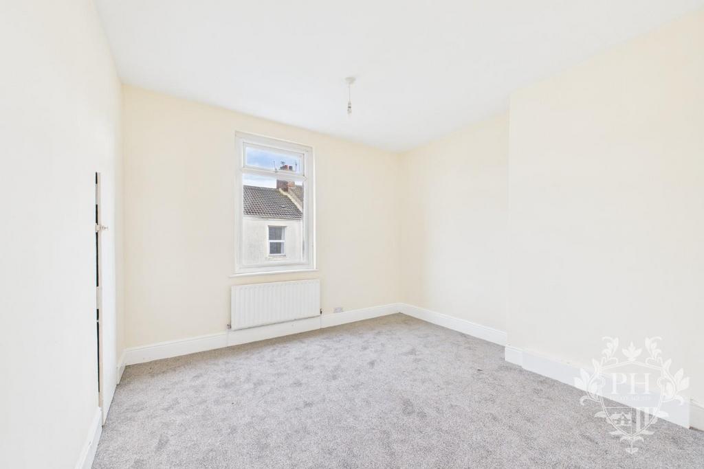 CAM02002 G0-PR0228-STILL002.jpg