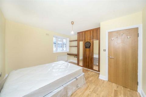 2 bedroom flat to rent, Shoot Up Hill, London NW2
