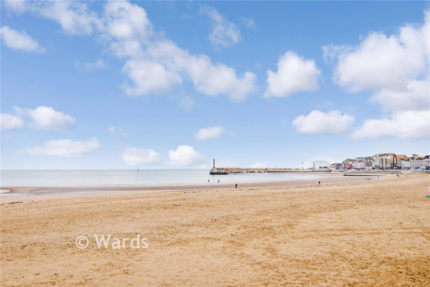 2 bedroom ground floor flat for sale, Canterbury Road, Westbrook, Margate, Kent