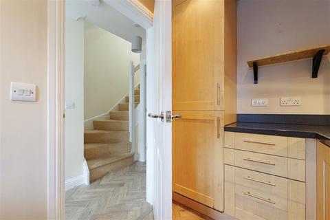 2 bedroom terraced house for sale, Finch Close, Faversham
