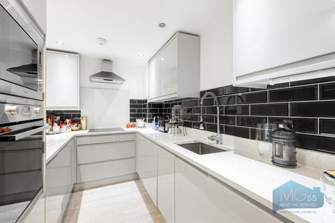 undefined, Colney Hatch Lane, Muswell Hill, London, N10