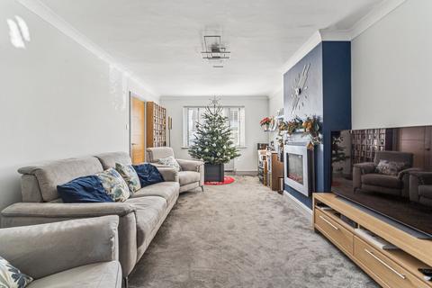 3 bedroom semi-detached house for sale, Ashford Road, Iver Heath SL0