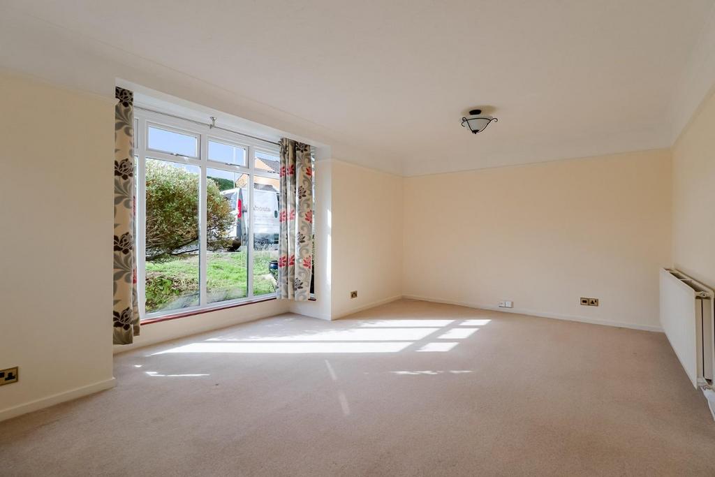 4-bed-house-prestbury (15).jpg