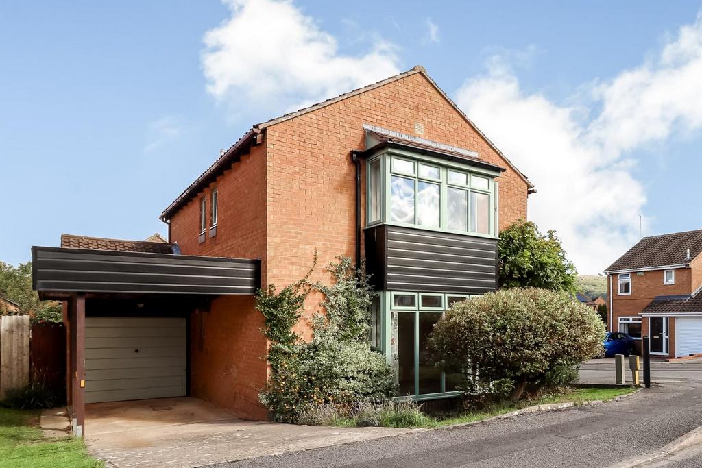 4-bed-house-prestbury (27).jpg