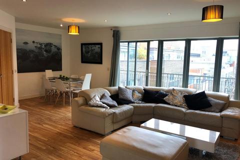 undefined, Islington Gates, Fleet Street, City Centre B3