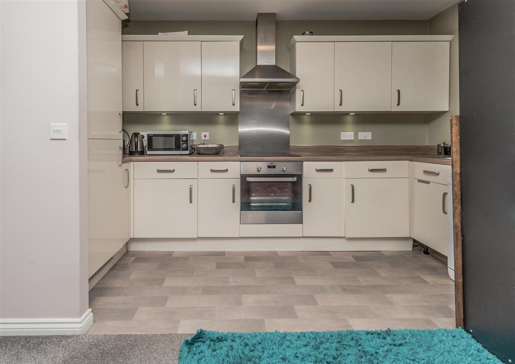 Fitted Kitchen: