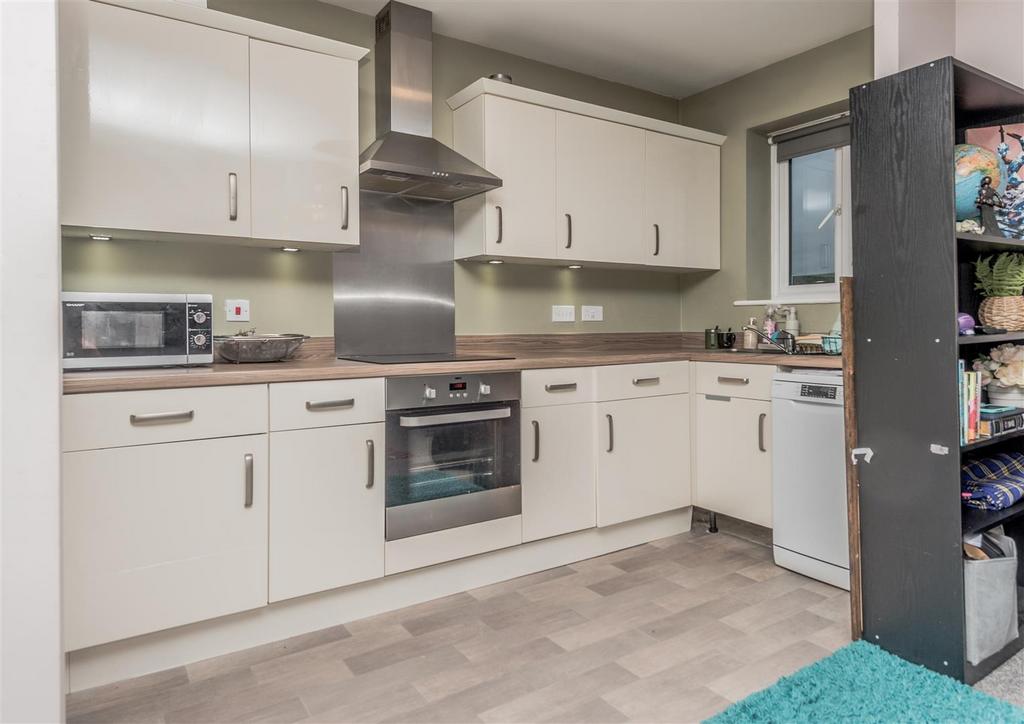 Fitted Kitchen: