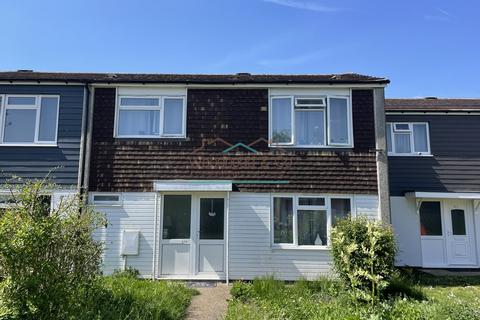 3 bedroom terraced house to rent, Goldsmith Road, Wellingborough, Northamptonshire