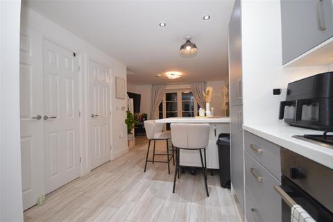 undefined, Aire View, Castleford