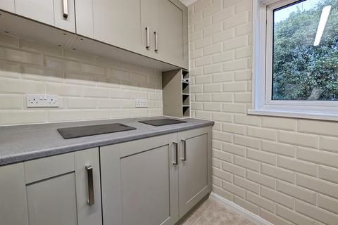 undefined, West End, Southampton SO18