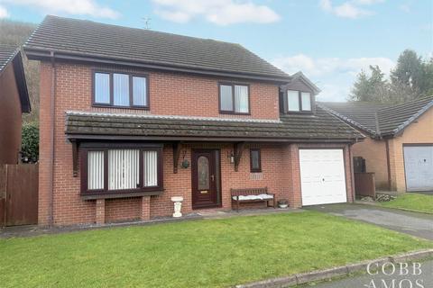 4 bedroom house for sale, Jackets Close, Knighton