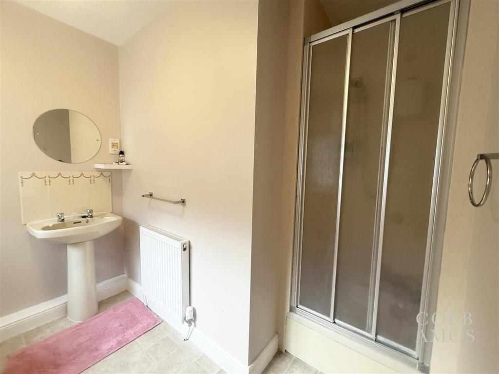 Ensuite.jpg