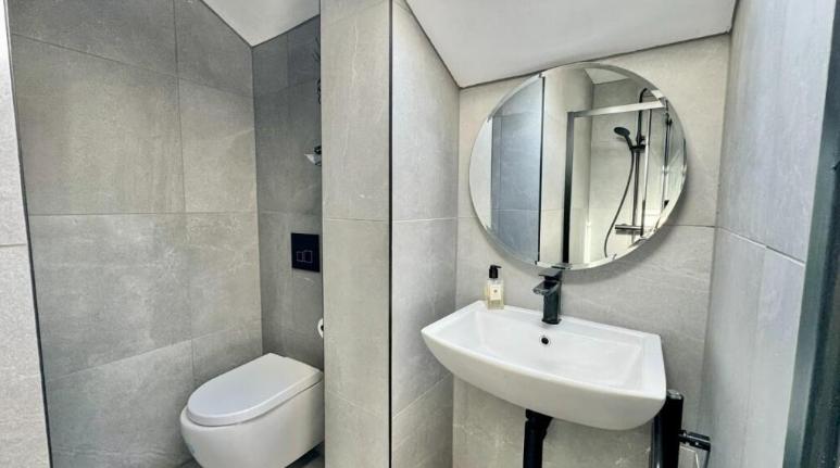Ensuite