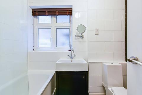 2 bedroom flat to rent, The Downs, Wimbledon, London, SW20