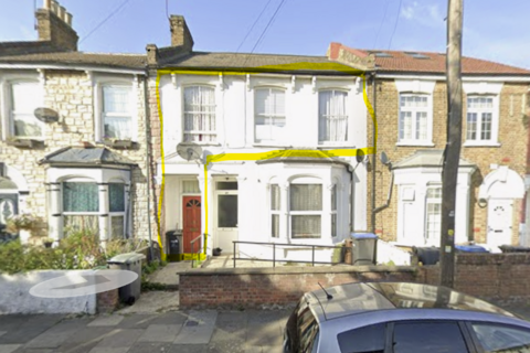 2 bedroom apartment to rent, Fairfield Road, London, N18