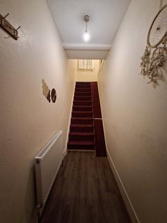 2 bedroom apartment to rent, Fairfield Road, London, N18