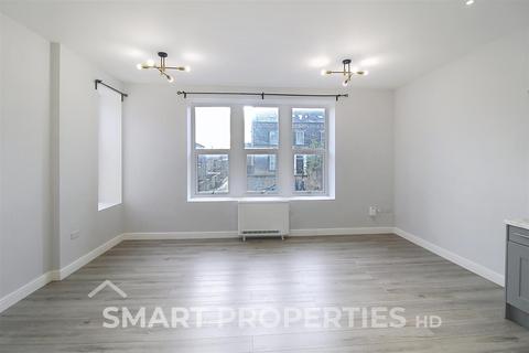 undefined, 20, Blackwall, Halifax HX1