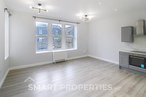 undefined, 20, Blackwall, Halifax HX1