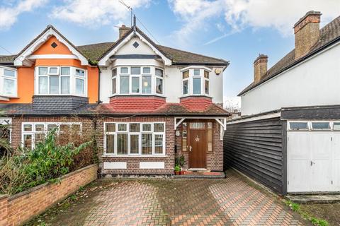 undefined, Oaklands Avenue, Isleworth TW7