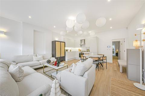 undefined, Kilburn Lane, London, W9
