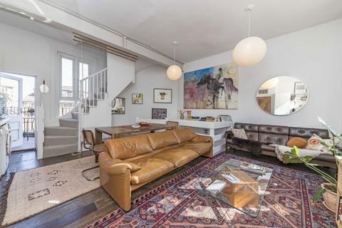 2 bedroom flat for sale, Dartmouth Park Hill, London NW5