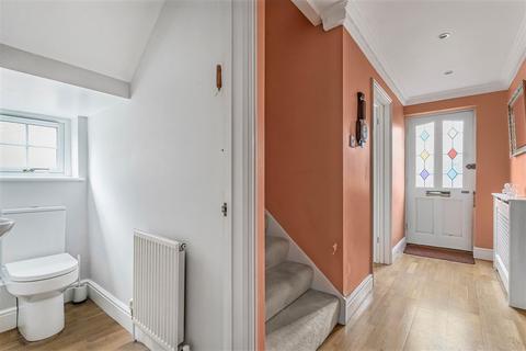 undefined, High Street, Newport CB11