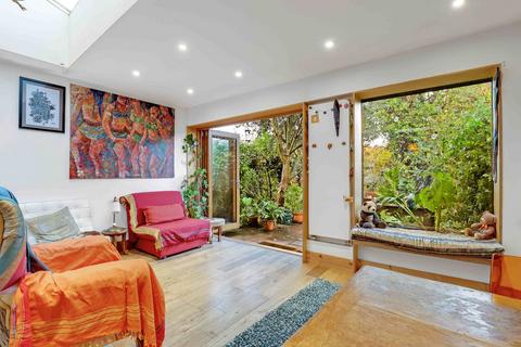 3 bedroom house to rent, Hardings Lane, Penge