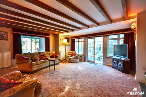 5 bedroom detached house for sale, Llechryd, Cardigan