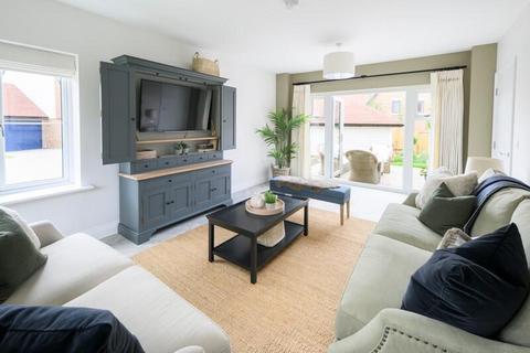 5 bedroom detached house for sale, Tonbridge Road, Hildenborough TN11