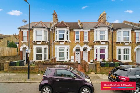 2 bedroom flat to rent, Farley Road, London, SE6