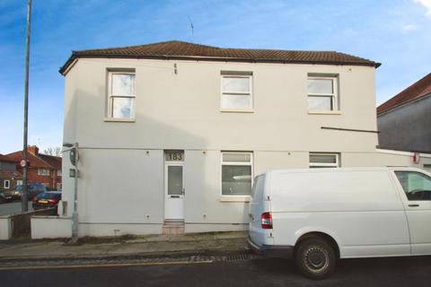 Top Floor Flat, Bedminster BS3