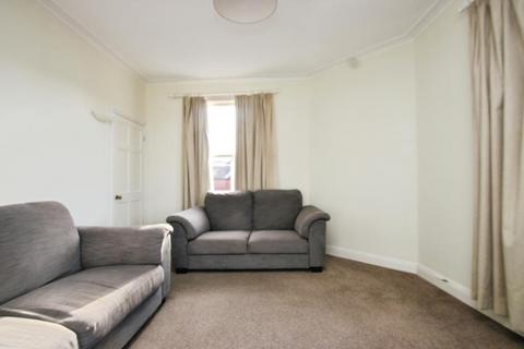 undefined, Top Floor Flat, Bedminster BS3
