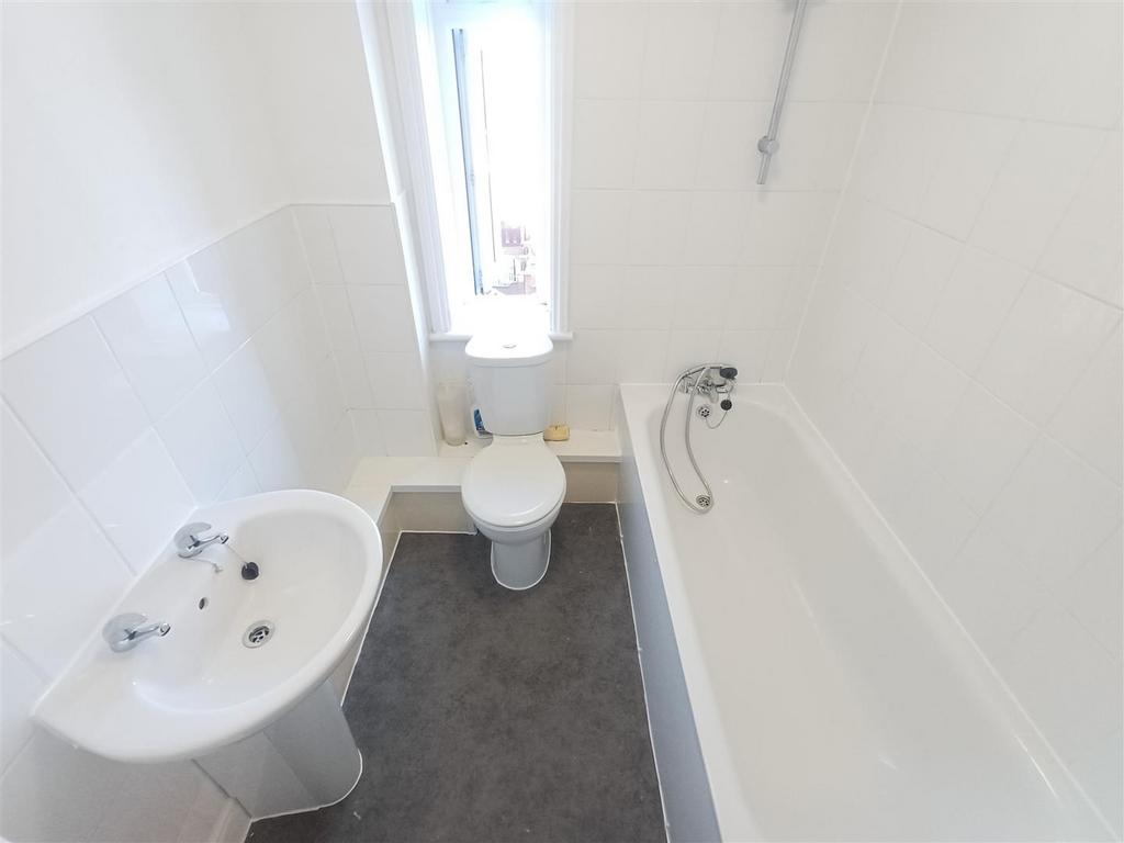 Bathroom.jpg