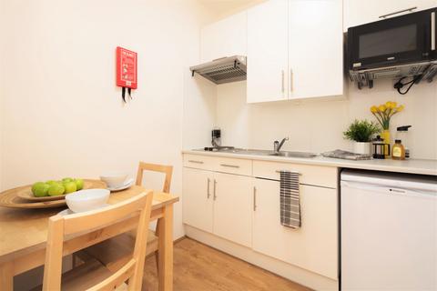 undefined, Thane Villas, Finsbury Park, Greater London, N7
