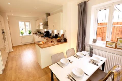 3 bedroom semi-detached house to rent, Norris Green Village, Liverpool, L11
