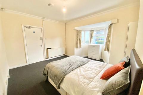 5 bedroom house share to rent, Douglas Avenue, Birmingham B36