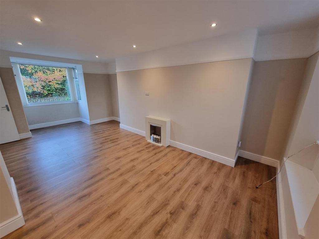 Reception room 1.jpg