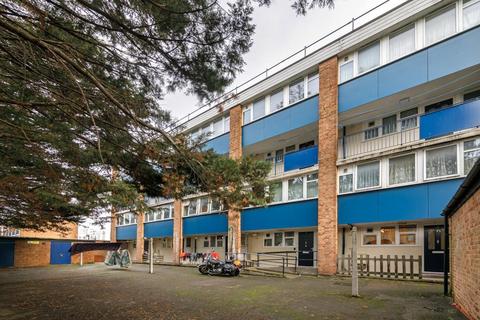 3 bedroom maisonette for sale, Ayley Croft, Enfield