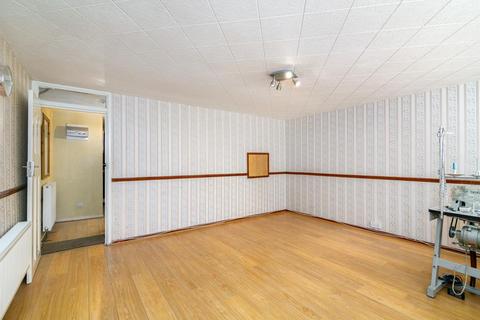 3 bedroom maisonette for sale, Ayley Croft, Enfield