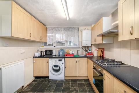 3 bedroom maisonette for sale, Ayley Croft, Enfield